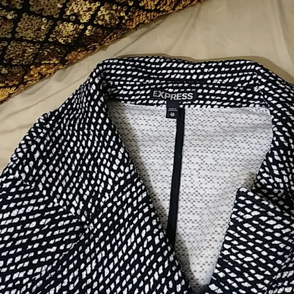 Express Jacket - Picture 4 of 4